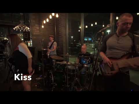 Promotional video thumbnail 3 for Mandi & the Vibe