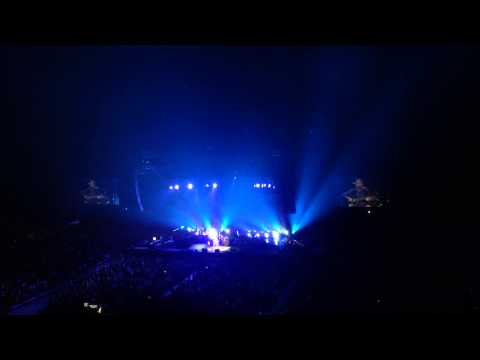 Eric Clapton - Layla (Singapore Indoor Stadium 2014)