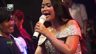 Download lagu DIAN ANIC - AYANG AYANG. LIVE ANICA NADA EDISI MALAM  DESA LANGGENSARI  LELEA  INDRAMAYU mp3
