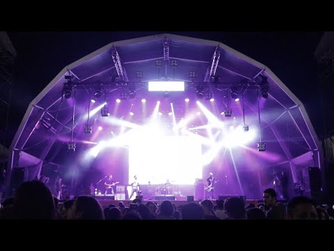 Vuit - No s'atura el món