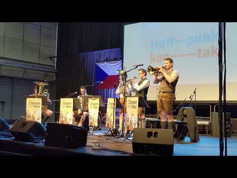 Böhmische Liebe - Rüscherl Muse