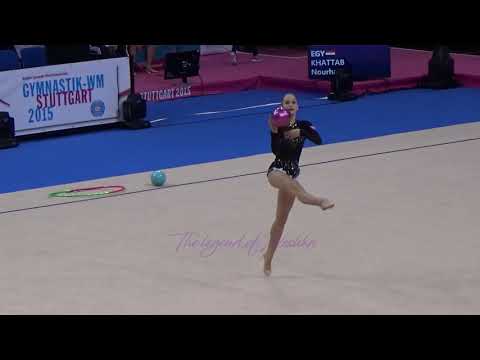 Karolina TURCIAKOVA (SVK) ball - 2015 Stuttgart worlds Qualifs