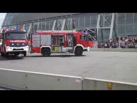 Interschutz 2015 / Fahrzeugvorstellung [DREHLEITER HEBT AB !]