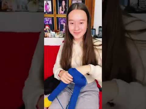 Huggy Wuggy peluche ( poppy play time ) #shorts