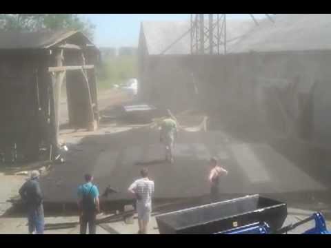 burzenie stodoły Damasławek