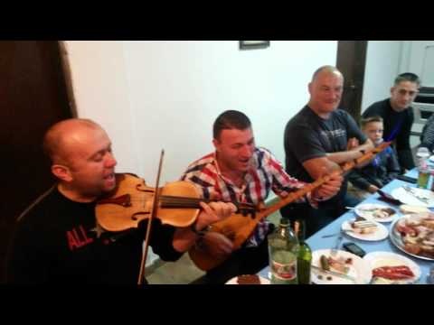 Milan Stajić i Dragoslav Lukić - Ispod Kruške Stare (Donja Vrela - UŽIVO) █▬█ █ ▀█▀