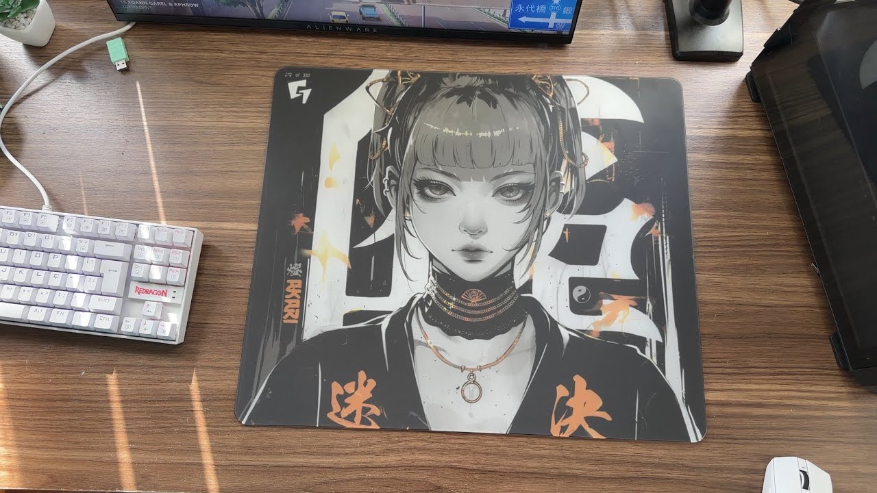 Melhor Mouspad de Vidro que já usei - " The Queen of Glass " Akari