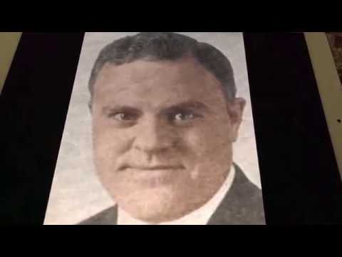 Susie’s feller Vaughn De Leath