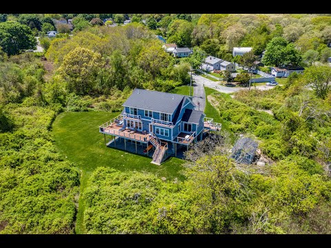 Welcome to 111 Cedar St, Fairhaven MA