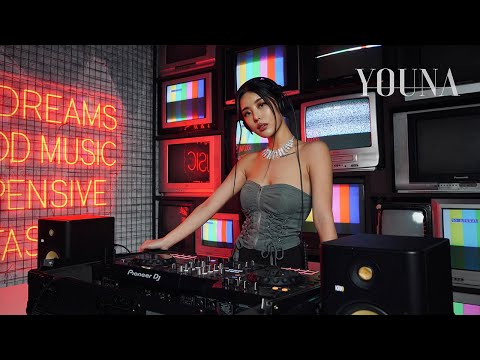 YOUNA - Melodic Techno & Progressive House DJ Mix 04 @ Dubai