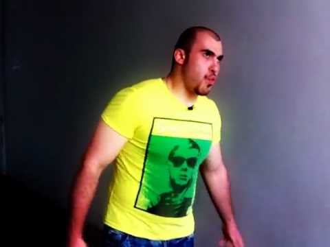 Vahtang show skills before meet little girl