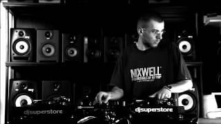 DJ Undoo - Lautarul Electronic (Live Session)