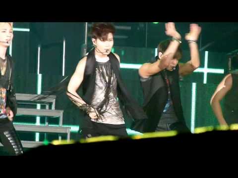 [HD FANCAM] 130115 The 27th Golden Disk Awards Live in Malaysia - SHINee (Lucifer)