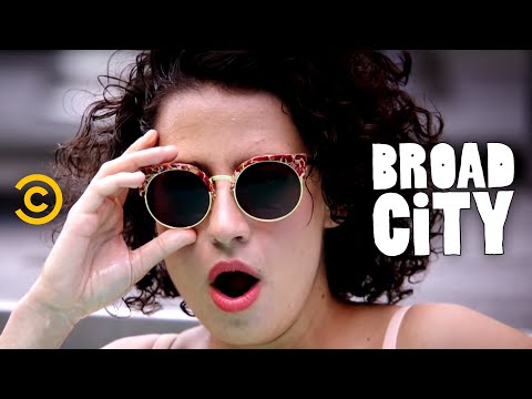 Broad City Season 2 (Promo 'Hot Guys')