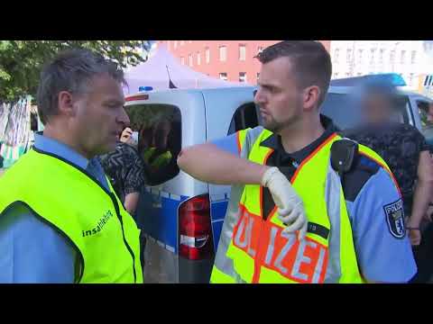 Machete attack in Berlin: SWAT team intervenes! | The toughest police operation ever