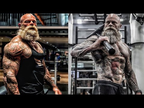 Fit Tattooed Grandfather - Juan Rekers | Gym Madness