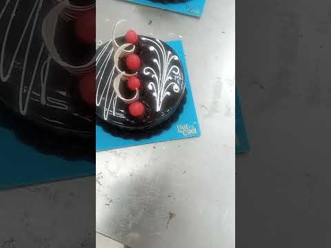 cake video short duet