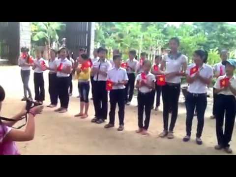 Give a Future to 100 Kids in Vietnam