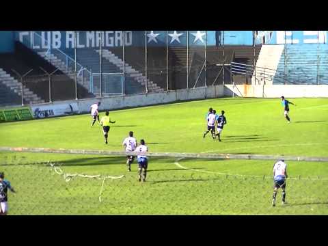 PARTES DEL PARTIDO ENTRE ALMAGRO Y  VILLA SAN CARLOS EL 15/09/2015