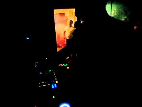 DJ Magone na LiveExperience Clube