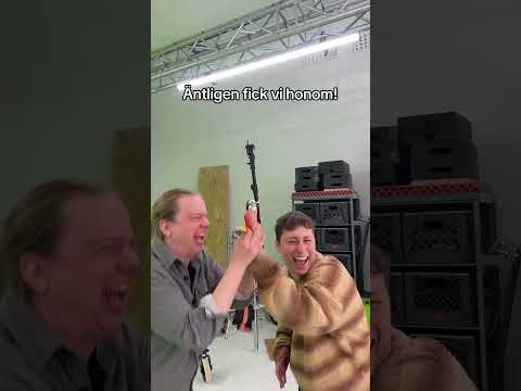 Om man blandar gul & röd, vad får man då?