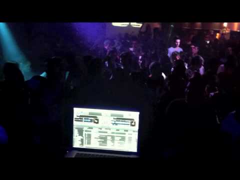 JUICE Club Ven 21.10 GOLD EDITION w/ JAMIE JONES (HOT CREATIONS)