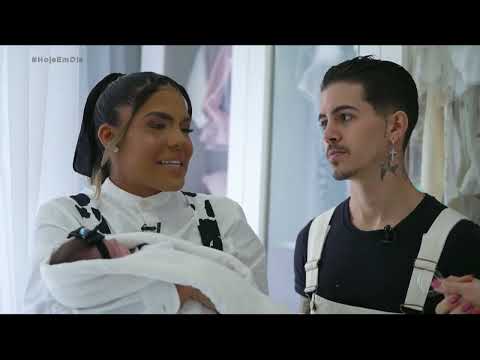 Ana Hickmann visita casa de Tays Reis e Biel e conhece a filha do casal