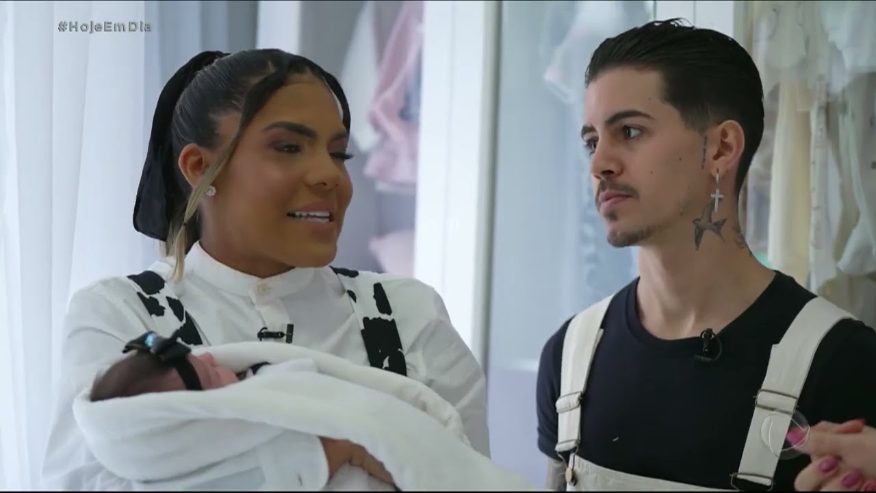 Ana Hickmann visita casa de Tays Reis e Biel e conhece a filha do casal