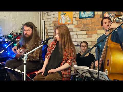 Fireside Folk Band - Falcon (Richard & Mimi Fariña cover)