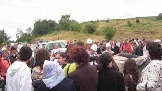 preview picture of video 'Perurimi i rruges Tygjec Kapi Svirce Korrik 2008'