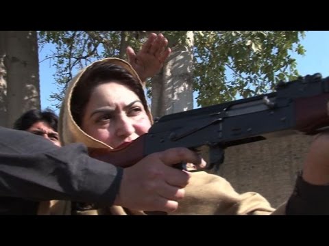 Peshawar: après le carnage, port d'armes pour les enseignants