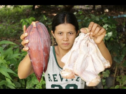 Awesome Cooking chicken With Banana Flower Recipe - Cook chicken Recipes - Village Food Factory