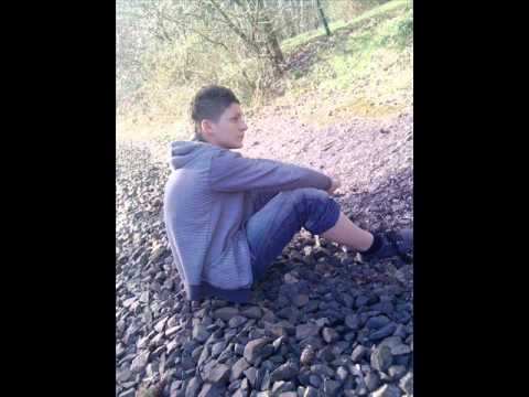 T'nemeres ft. Bass - T - "Kindheitsträume"