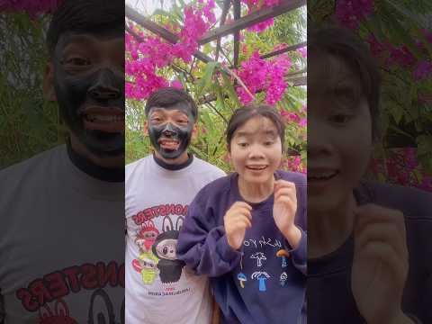 Nhầm lọ sơn móng tay với kem rửa mặt