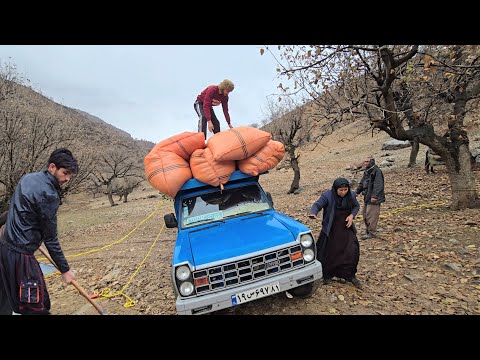 Look how the storm caused trouble. It was a very bad day, getting stuck in the mud.