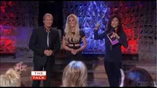Michael Bolton &amp; Kelly Levesque - Ain&#39;t No Mountain High Enough (Live at &#39;The Talk&#39;)