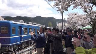 preview picture of video '若桜鉄道SL走行社会実験-16。運転終了したSL列車の引き上げ。2014/4/11'
