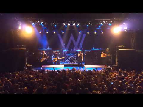 Sleeping With Sirens, The Strays LIVE in Auckland, New Zealand 16.09.15