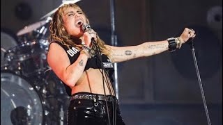 Miley Cyrus - Mother’s Daughter (Live) Miley Cyrus - Mother’s Daughter (Live)