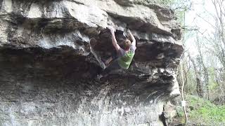 Video thumbnail of Enity Righthand, 7C+. Roche Abbey