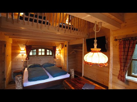 Baumhaus Außen- und Innenansicht für 5-6 Personen I Natur-Resort Tripsdrill