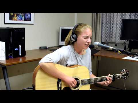 Ineke Tiolants: "Troy"