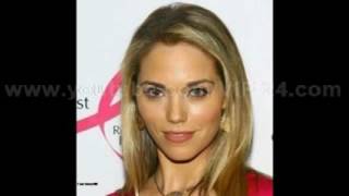 Elizabeth Berkley Net Worth or Hight
