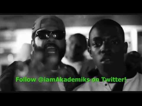 Jim Jones Calls out Epic Records Executive Over NOT Bailing Out Bobby Shmurda!