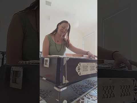 Ganesh mantra with Kali my new harmonium 💫📿🙏🏽