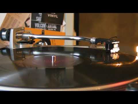 Deep House Music : Sascha Dive - Tom Bulwer