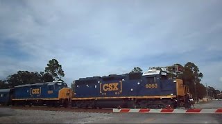 preview picture of video 'CSX 9969 GP40WH 2 Carrying Executive Train Through Folkston'