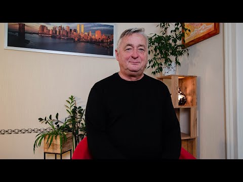 AUF DEM ROTEN STUHL | Andreas Vitasek: "Ich lasse mir nicht vorschreiben, was ich sagen darf"