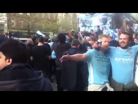 Manchester city celebrations 2012