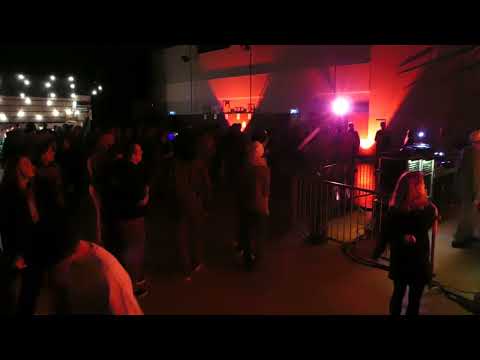 MOV' UP DUB SESSION #4 - ZION HIGH ▶ Abbashantie "Break Down The Walls"  [Wackie's] ②